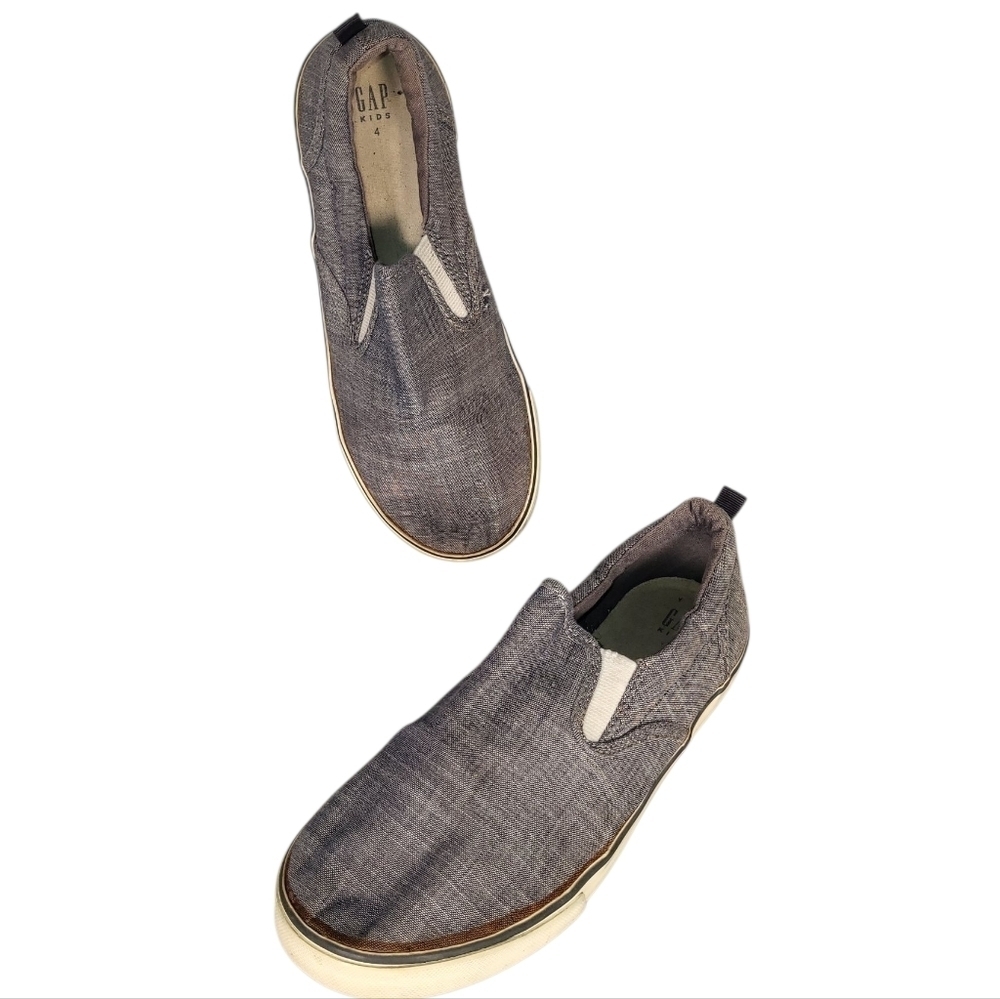 Gap Boys Gray Slip On Casual Sneaker Size 4